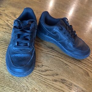 Nike Force 1 Low Kids’ Black Sneakers